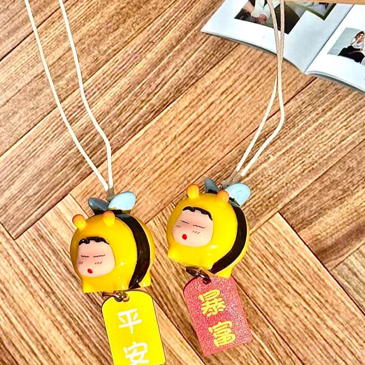 Figura de cosplay de Crayon Sh - Car Accessories Website reseña y precio